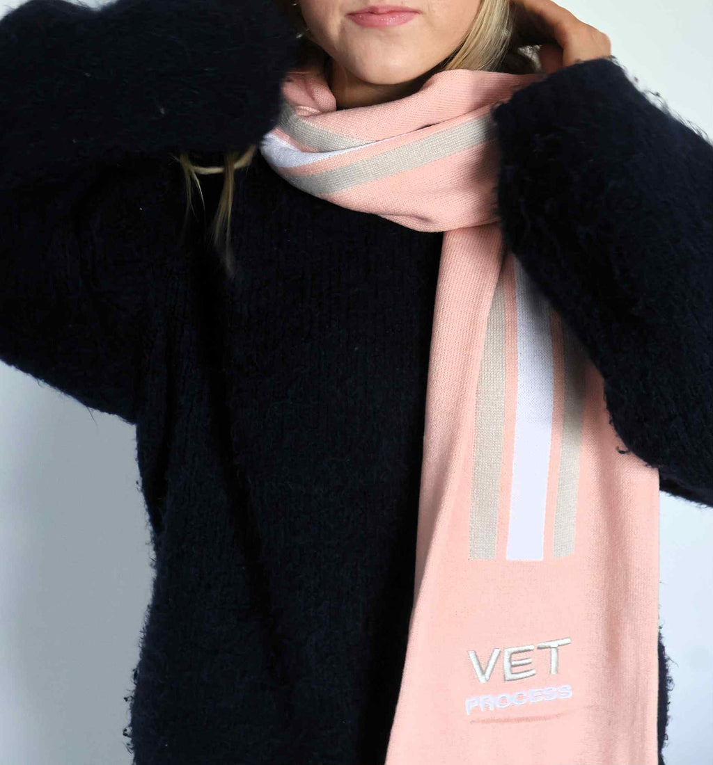 VET x Optimism Scarf - Pink
